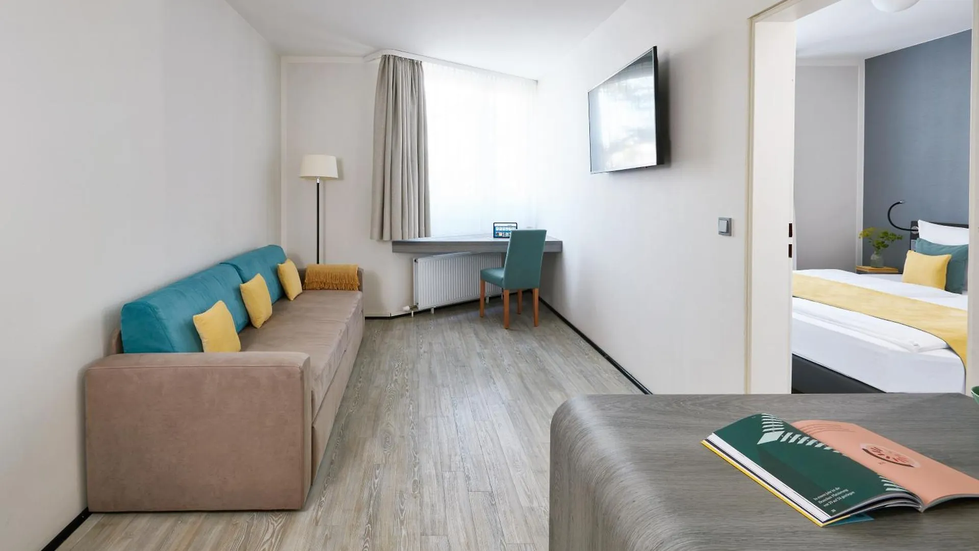 Living Hotel Am Deutschen Museum Monaco di Baviera 3*,