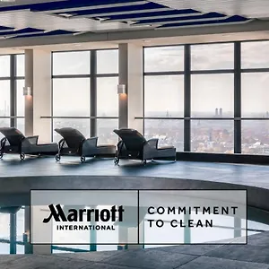 Sheraton Arabellapark 4* Münih