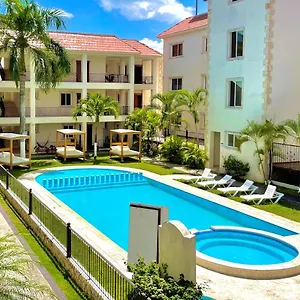 Seven Beaches Apartahotel